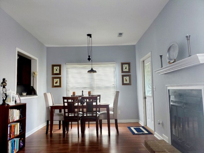 Building Photo - 15 Arcadia Cove