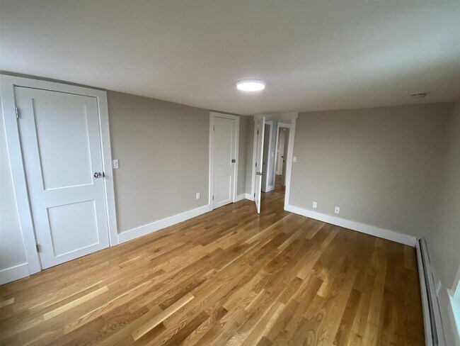 Building Photo - 8 Fiske Ave
