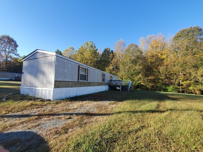 Building Photo - Ready to move in!