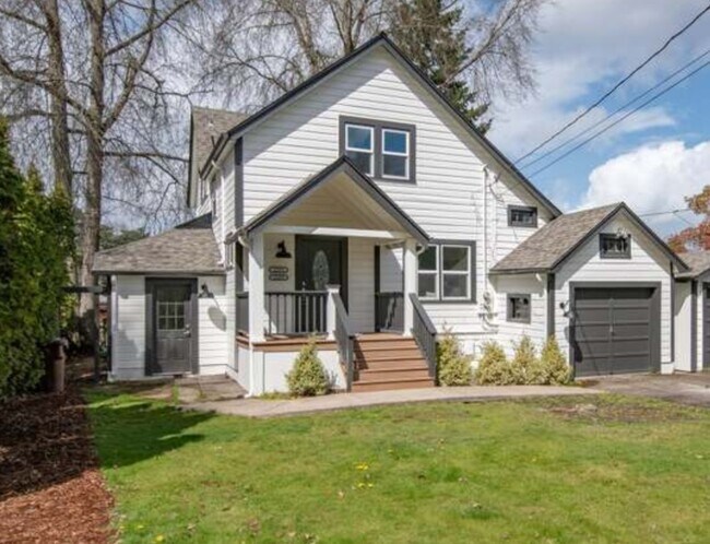 Exterior frontal - 2285 SW Briggs Rd