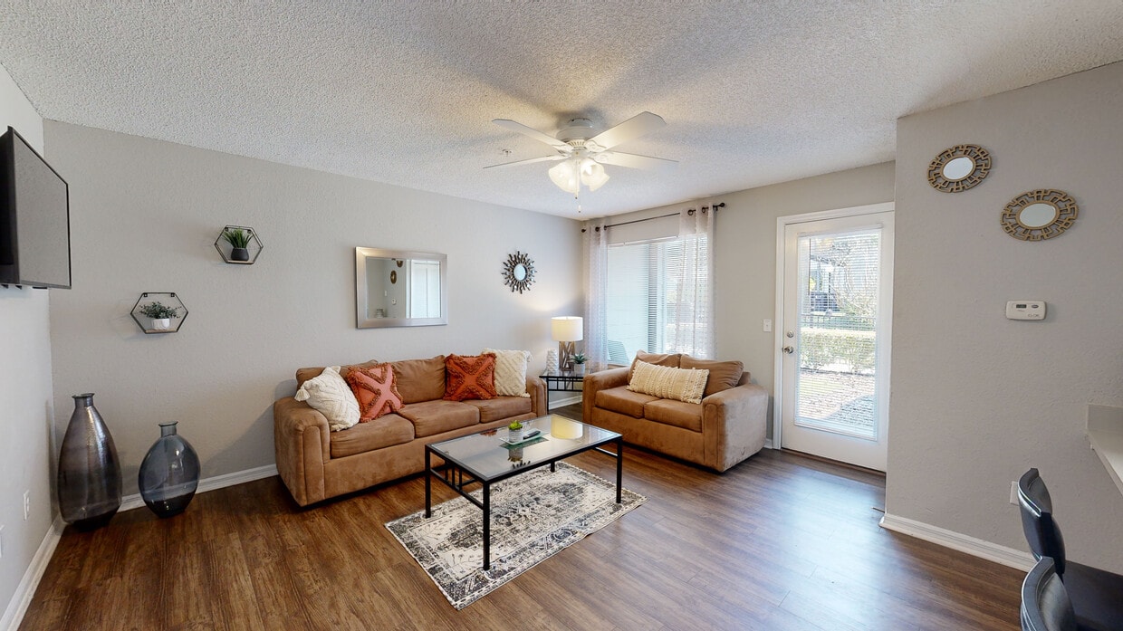 Photo - ReNew Tallahassee Apartments