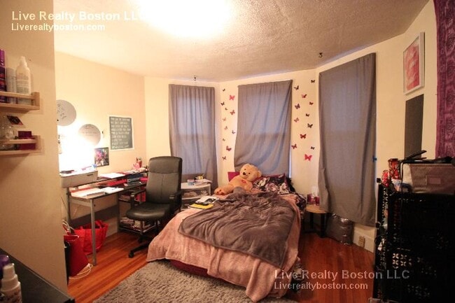 Foto del edificio - 11 Scottfield Rd