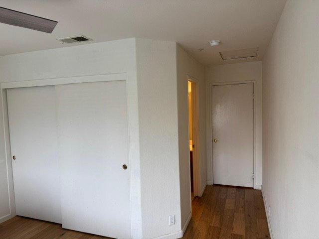 Building Photo - 1337 Oak Village Dr