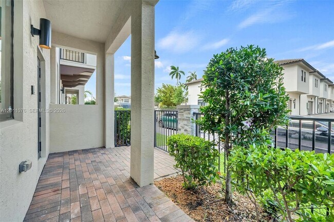 Foto del edificio - 4612 NW 83rd Ave