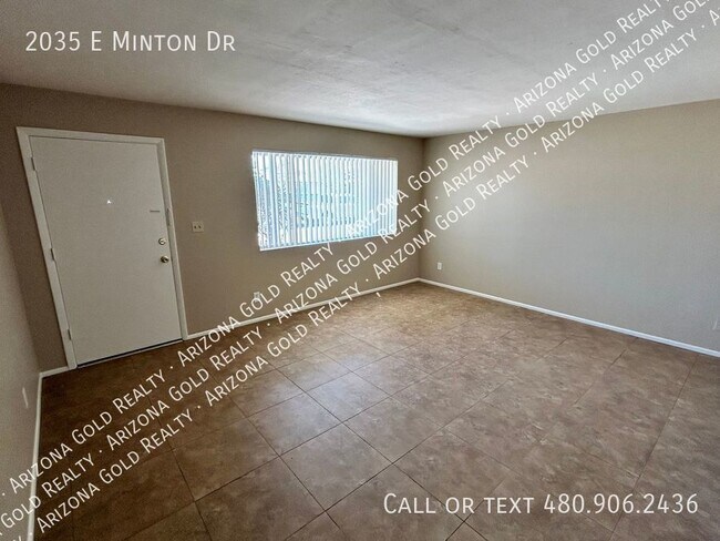 Foto del edificio - 2035 E Minton Dr