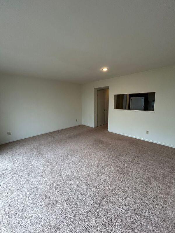 Foto del edificio - 3837 Staffordshire Ln