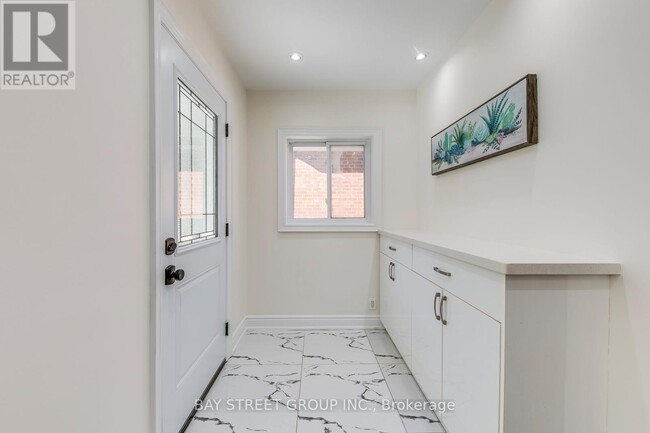 Building Photo - 90 Avondale Ave