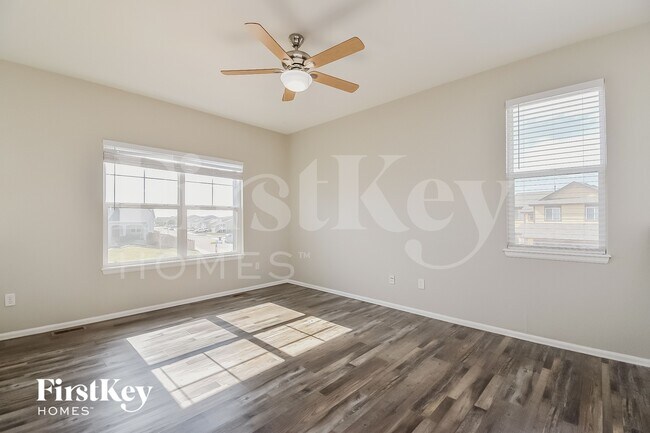 Building Photo - 7976 Cairn Ct