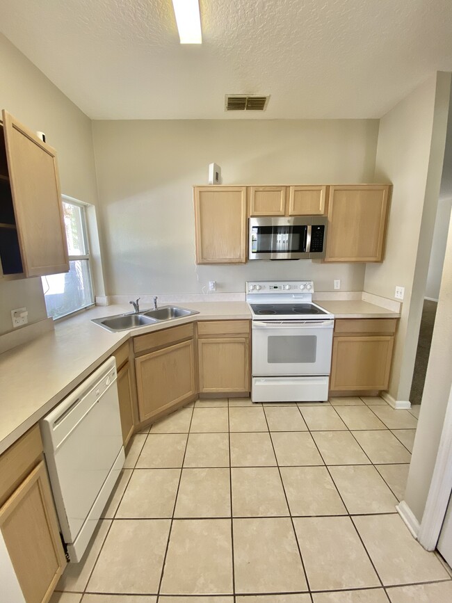 Building Photo - 3111 Cranes Cove Loop