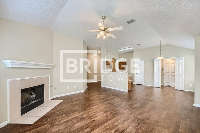 Foto del edificio - 2210 Sumac Drive