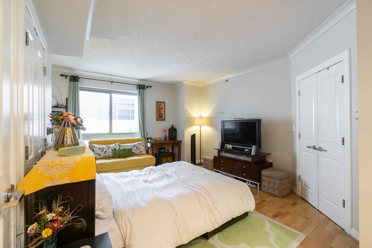 Foto principal - 777 7th St NW