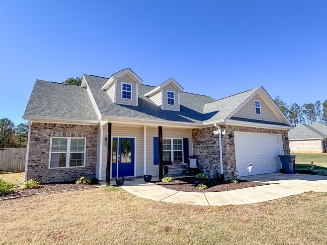 Building Photo - 6454 Self Creek Rd