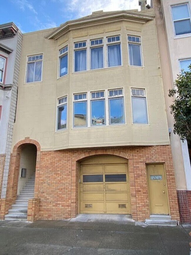 Foto del edificio - Panoramic View 2BR Remodeled Flat @ Broadw...
