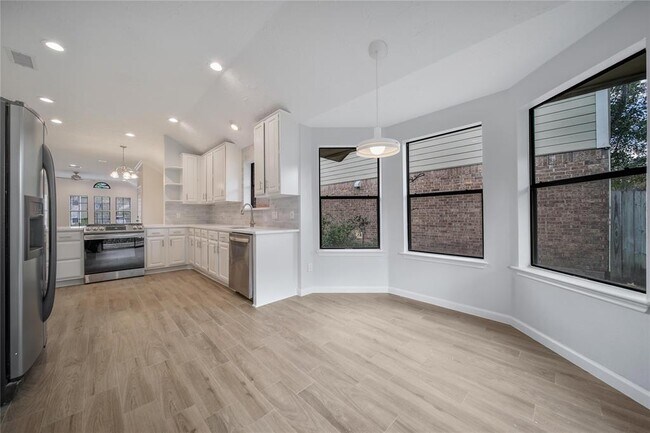 Foto del edificio - 14127 Highcroft Dr