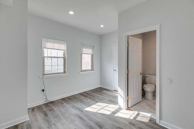 Photo - Brand New Luxury Temple Apartments