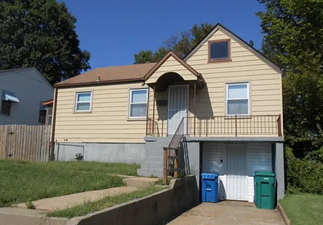 Foto del edificio - Newly Rehabbed 2 bed in Country Club Hills