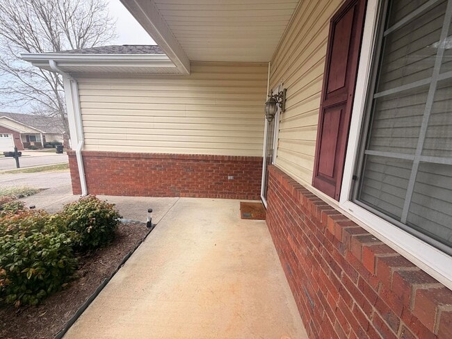 Building Photo - 5644 Mountain Oaks Ln