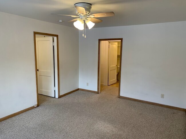 Foto del edificio - 1209-11 1/2 11 1/2 St N