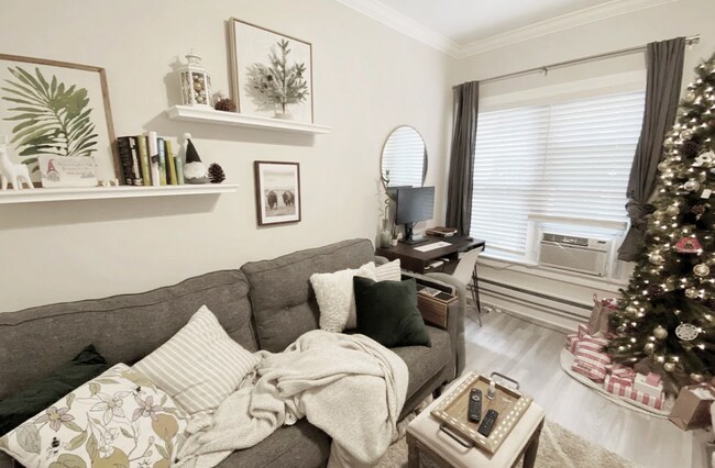 Foto del edificio - 732 W Roscoe St