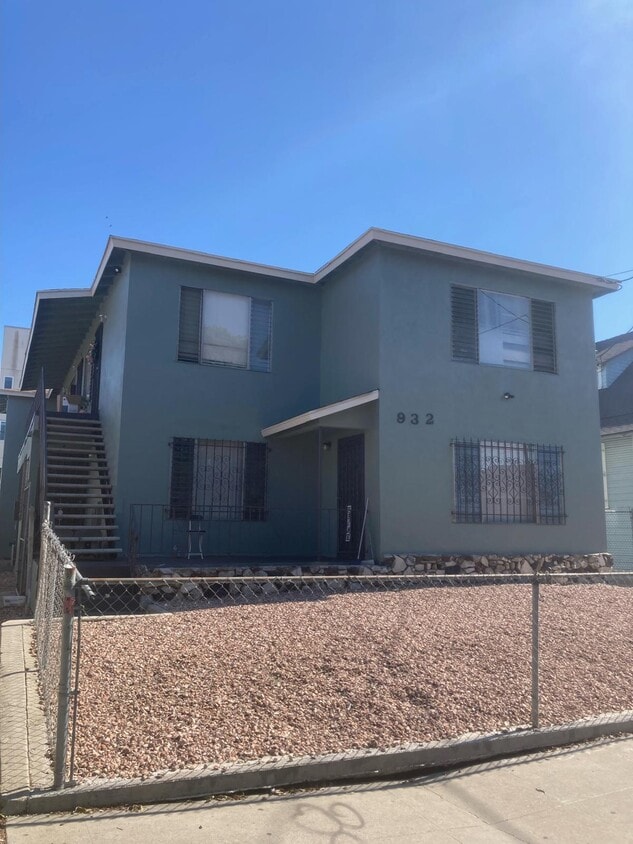 Primary Photo - 932 E 43rd Pl