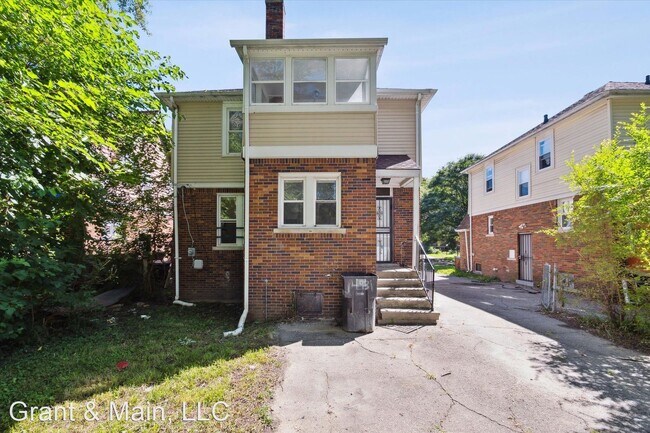 Foto del edificio - 3 br, 1.5 bath House - 14931 Prevost St.