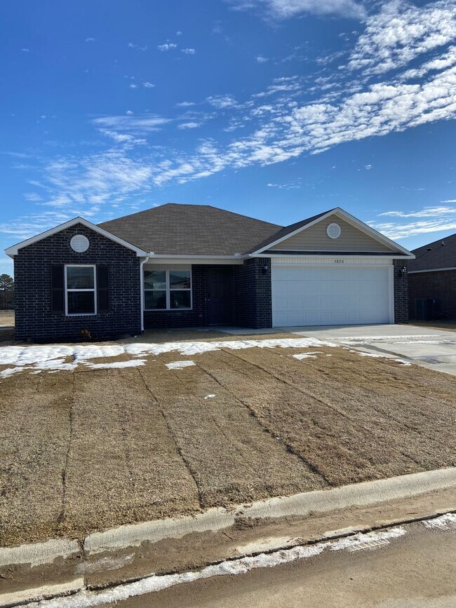 Foto del edificio - Now Pre-Leasing: Stylish 3 Bed, 2 Bath Home in Jonesboro – Comfort, Space & Convenience Await!