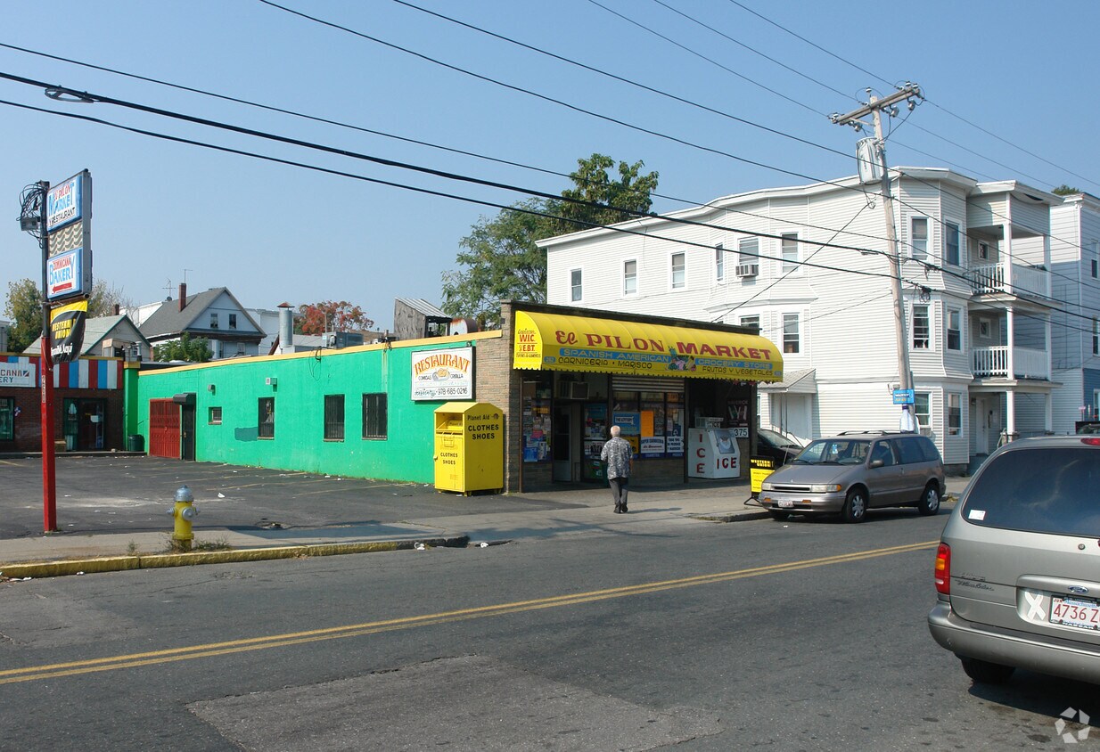 Building Photo - 270 Hampshire St