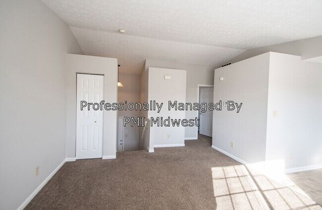 Building Photo - 3951 Truro Ct