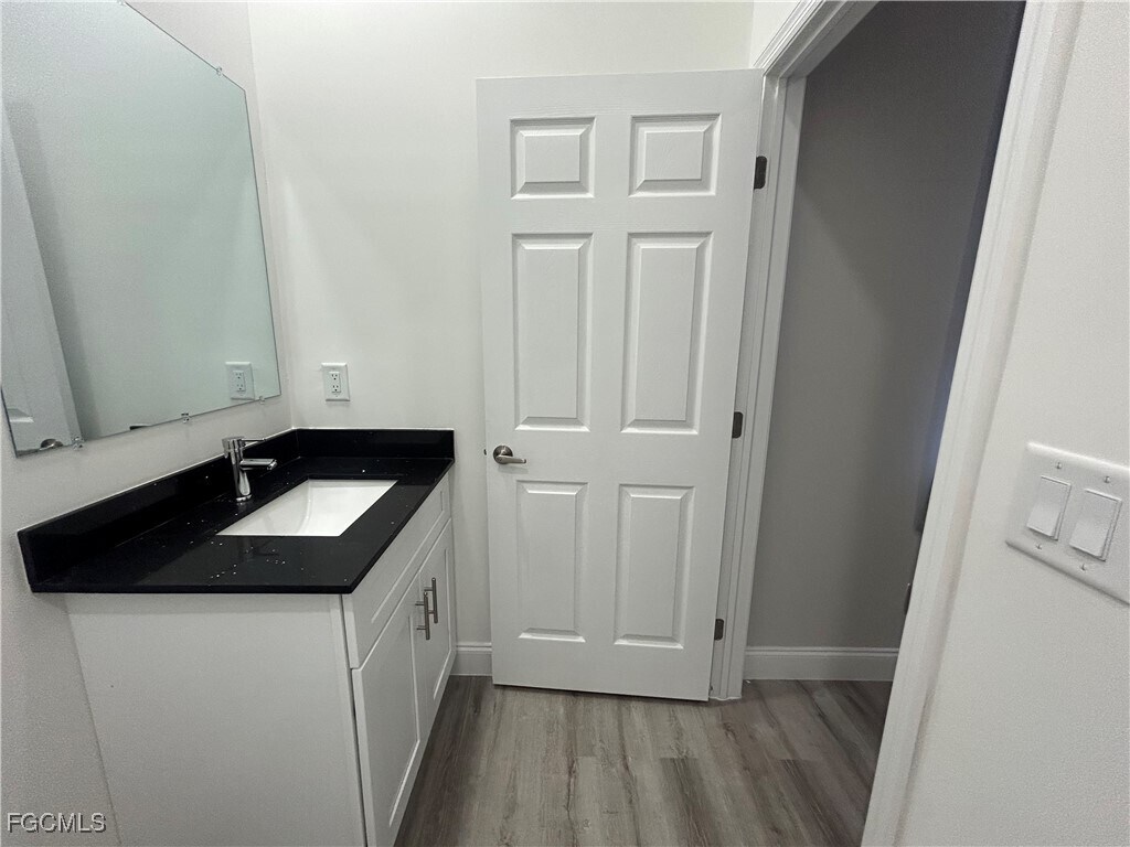Foto principal - 5005 Gramercy Rd
