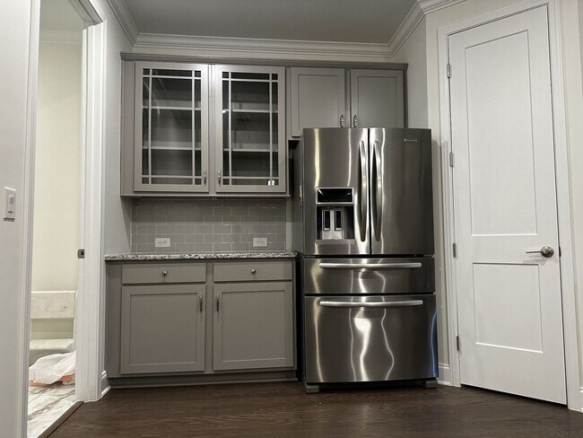 Foto del edificio - 3 Bedroom Townhome in Franklin