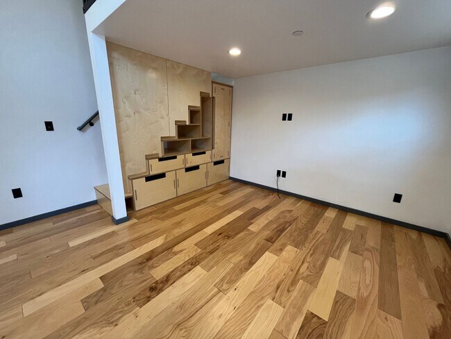 Foto del edificio - 1 Bed/1 Bath Tiny Home in SE Bend - Wizard...