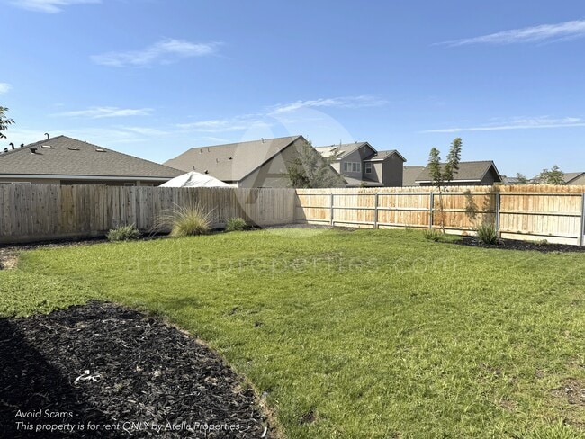 Foto del edificio - 1333 W Butterfield Ln