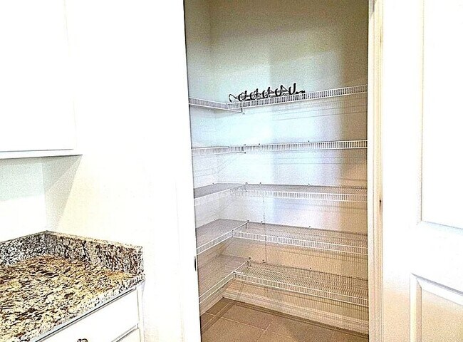 Foto del edificio - 3908 Mossy Limb Ct