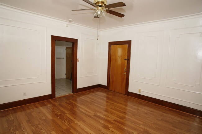 Foto del edificio - 170 Eastern Pkwy