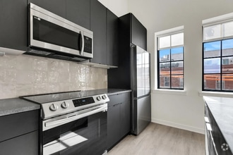 Building Photo - 500 N 13th St