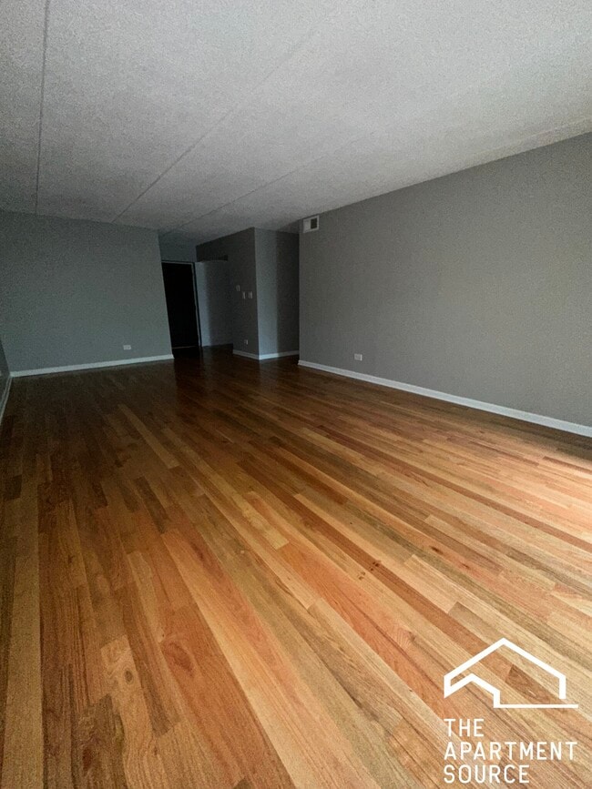 Foto del edificio - 525 N Quentin Rd