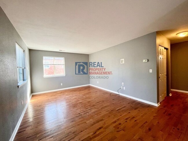 Photo - 1461 Holly St House