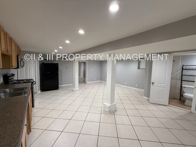 Foto del edificio - 3700 Wyandotte St