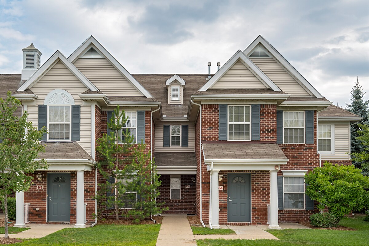 The Pointe at Canton Apartments & Townhomes Canton, MI