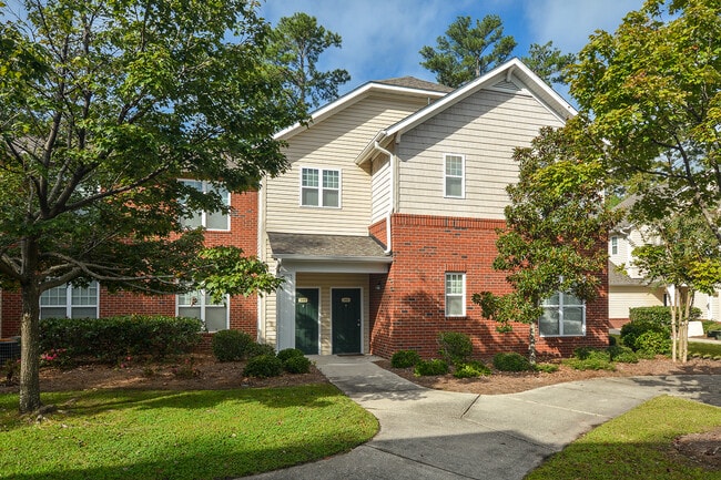 Building Photo - Vineyard Pointe