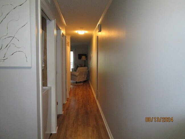 Building Photo - 3000 Cypress Pointe