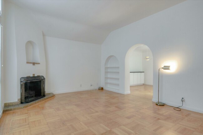 Foto del edificio - 85 Teresita Blvd