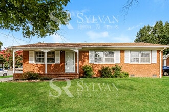 Building Photo - 2303 Wachovia Dr