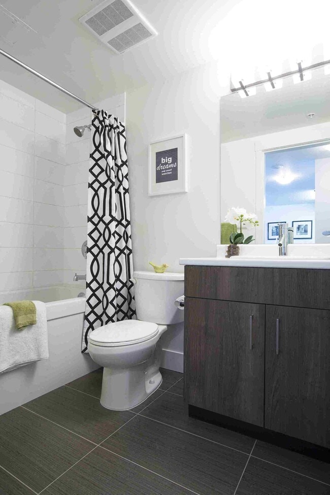 Unit Washroom - Hudson Mews