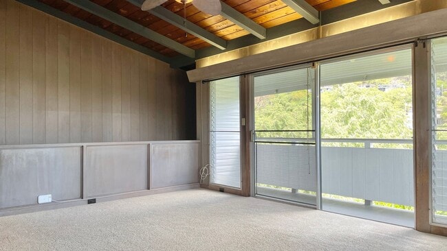 Building Photo - 159 Puiwa Rd