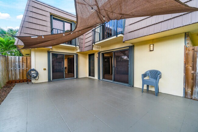 Foto del edificio - 1015 10th Ct