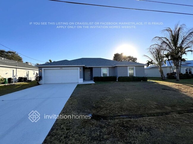 Building Photo - 2261 SE Heathwood Cir