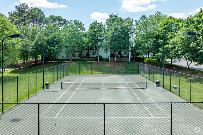 Tennis Courts - Strawberry Hill