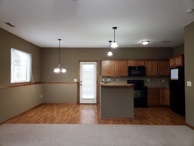 Foto del edificio - 731 Cypress St