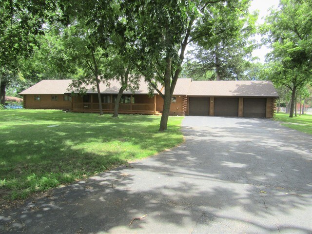 Primary Photo - 400 S Main St